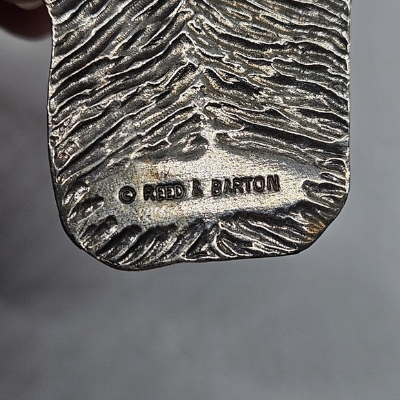 Reed & Barton silver plate rabbit music box - Picture 5 of 5